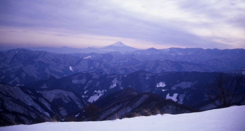 「鷹ノ巣山」の富士山