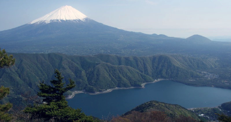 「十二ヶ岳」の富士山