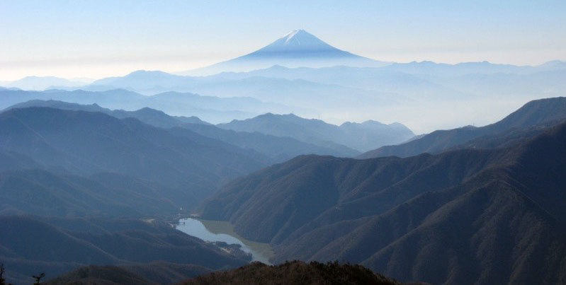 「甲武信ヶ岳」の富士山