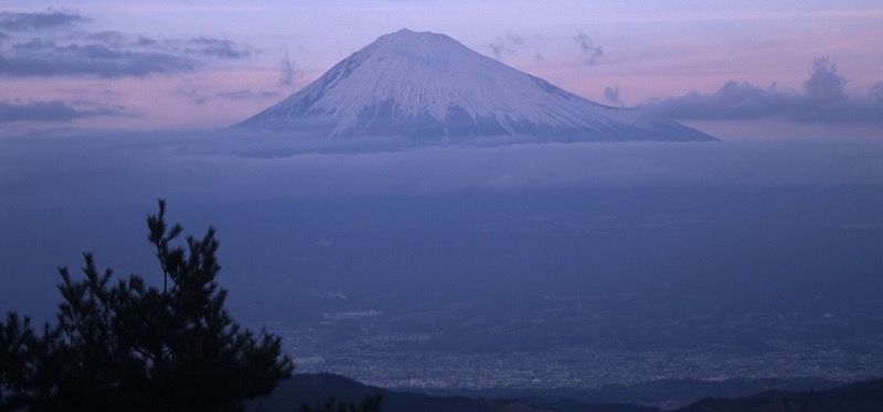 「浜石岳」の富士山