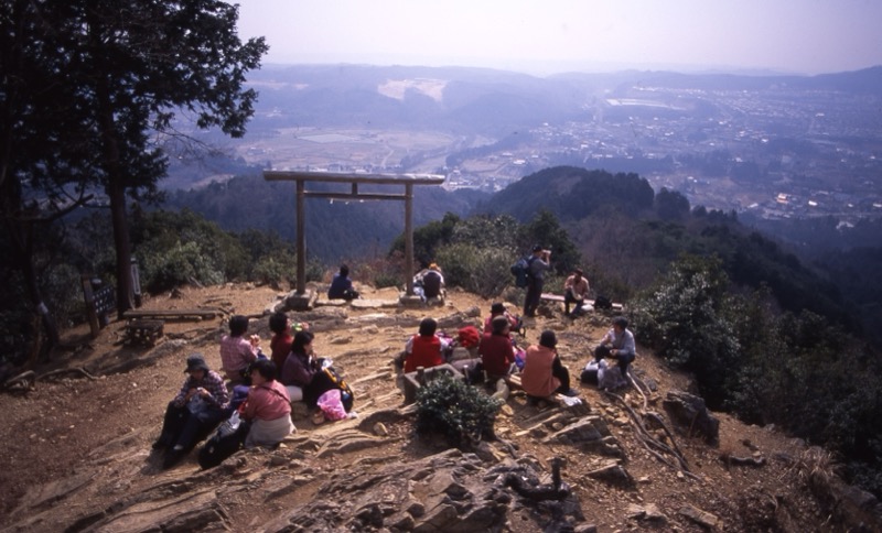 日和田山