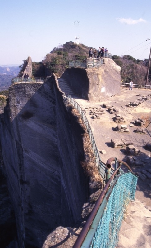 鋸山