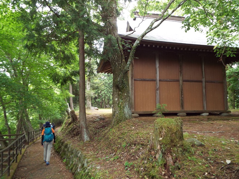 大野山登山、神尾田神社