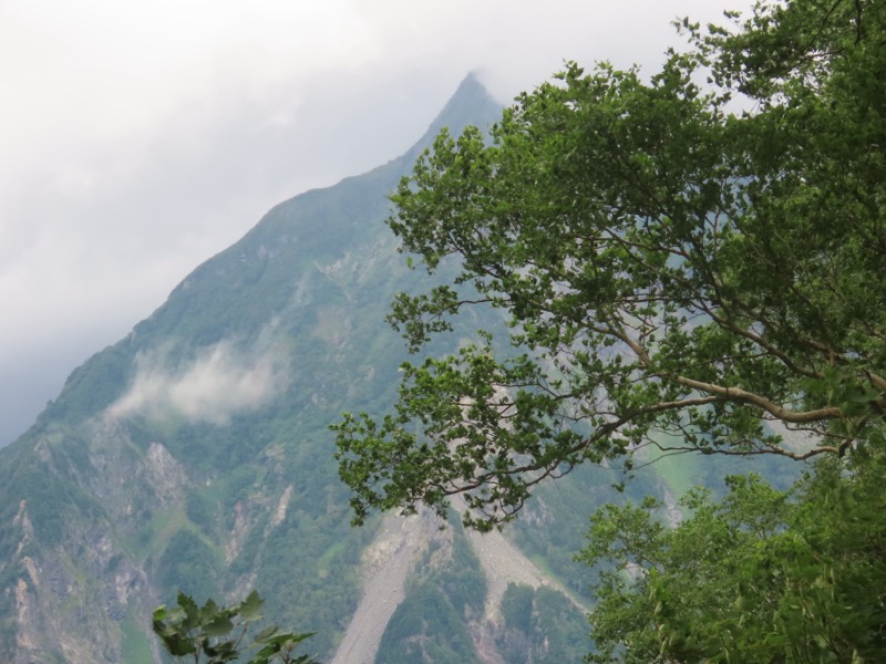 霞沢岳、上高地、明神