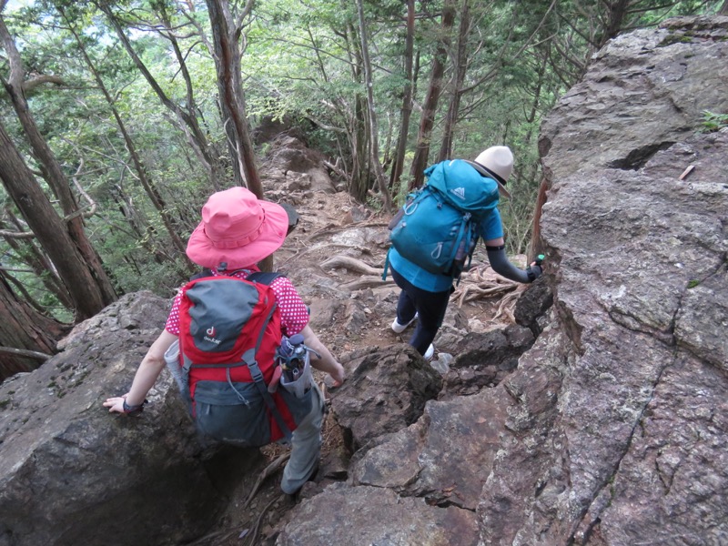 御岳山〜大岳山〜鋸山登山