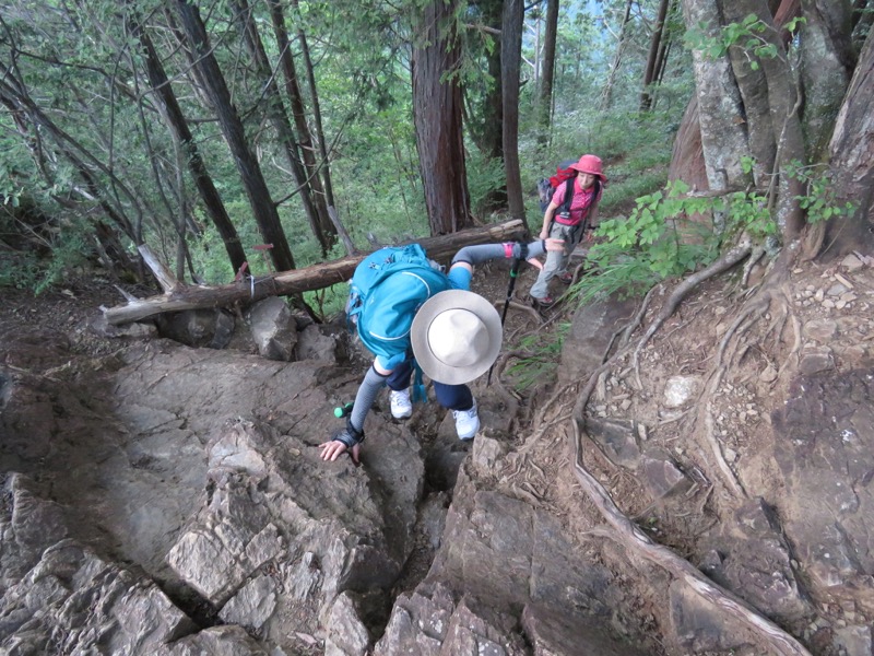 御岳山〜大岳山〜鋸山登山