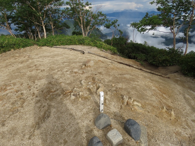 燕岳、登山