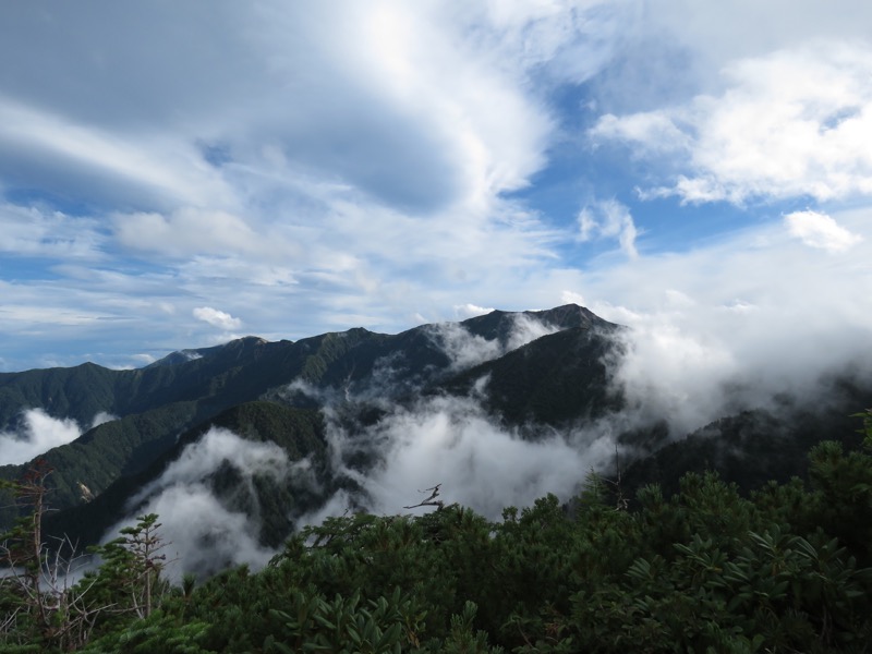 燕岳、登山