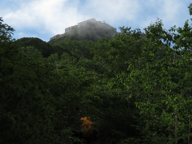 燕岳、登山