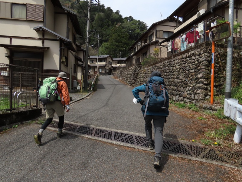 本仁田山