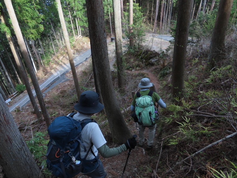 本仁田山