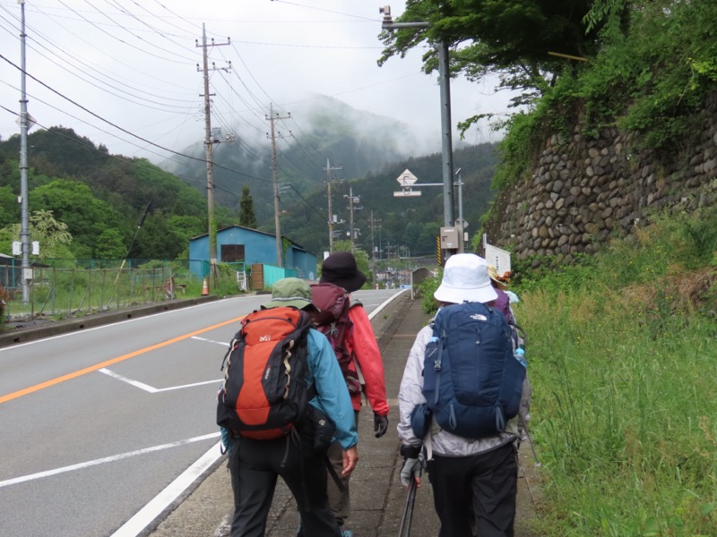 笹子雁ヶ腹摺山