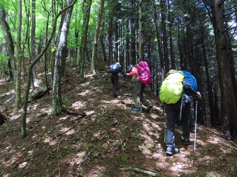 笹子雁ヶ腹摺山