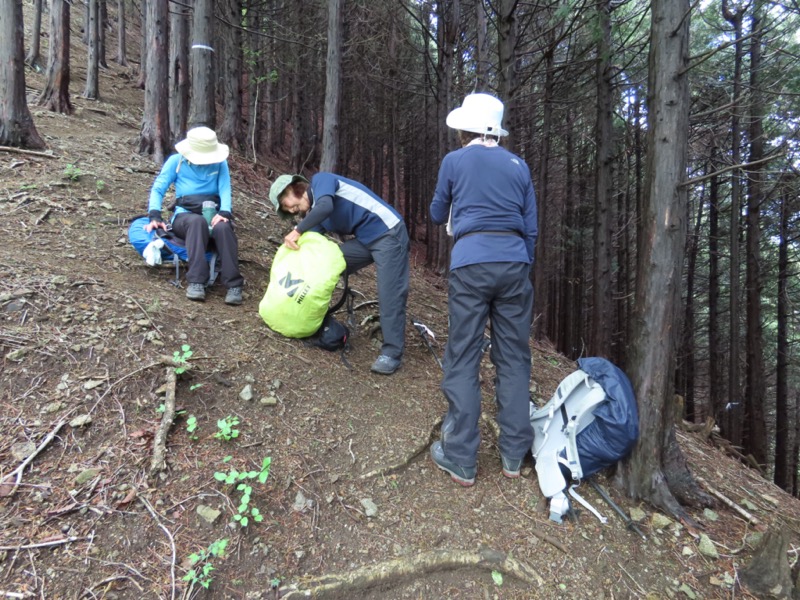 笹子雁ヶ腹摺山