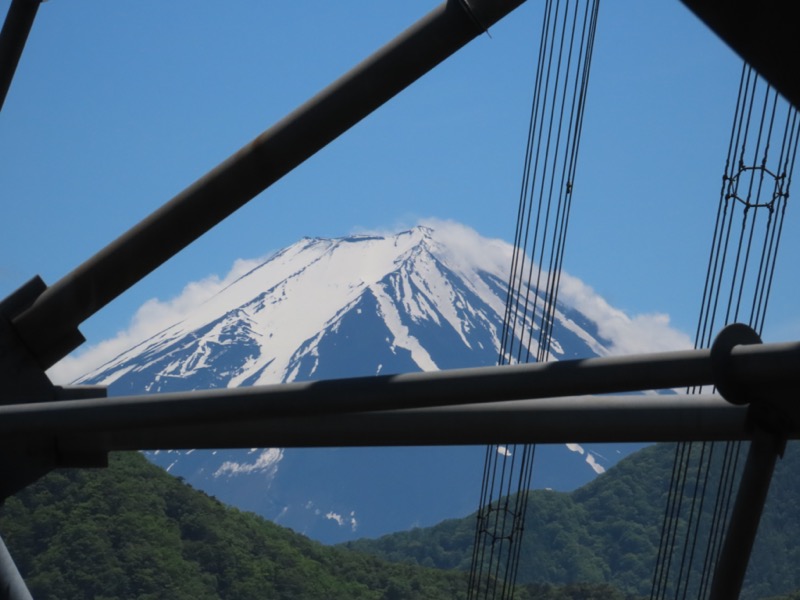 笹子雁ヶ腹摺山