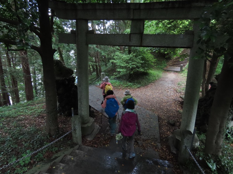 赤ぼっこ、長渕山ハイキングコース