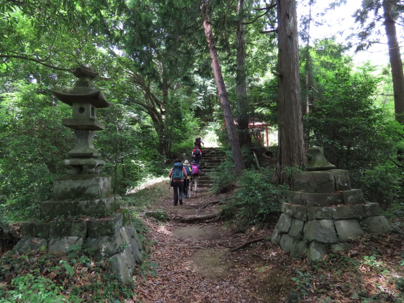 今熊山、金剛の滝、黒茶屋、戸倉城山