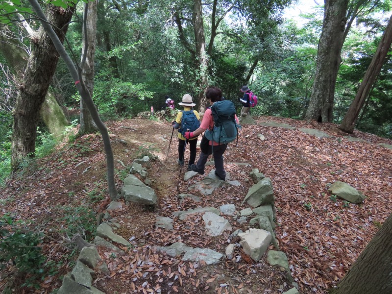 今熊山、金剛の滝、黒茶屋、戸倉城山