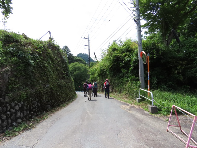 今熊山、金剛の滝、黒茶屋、戸倉城山