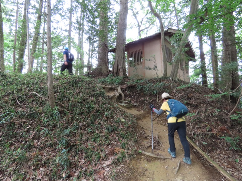 今熊山、金剛の滝、黒茶屋、戸倉城山