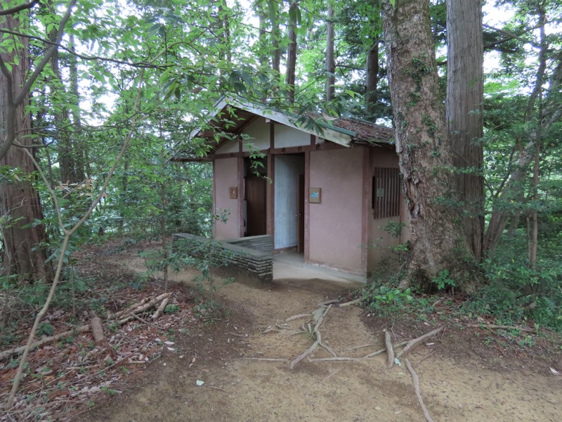 今熊山、金剛の滝、黒茶屋、戸倉城山