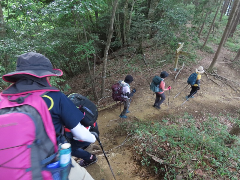 今熊山、金剛の滝、黒茶屋、戸倉城山