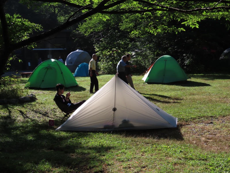 蝶ヶ岳、上高地右岸歩道