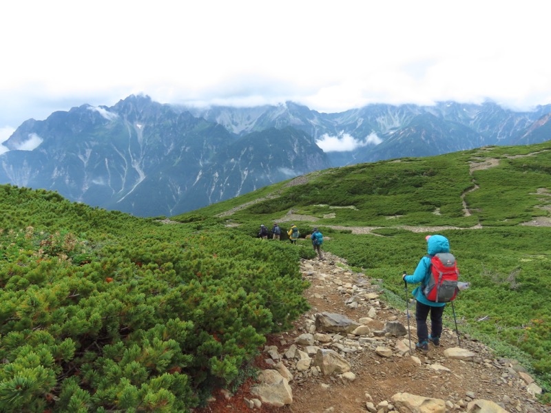 蝶ヶ岳、上高地右岸歩道