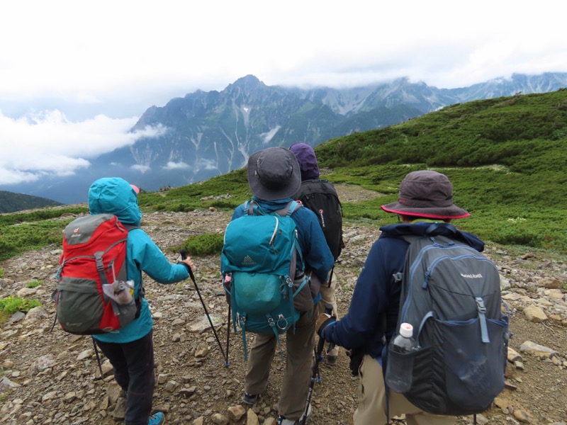 蝶ヶ岳、上高地右岸歩道