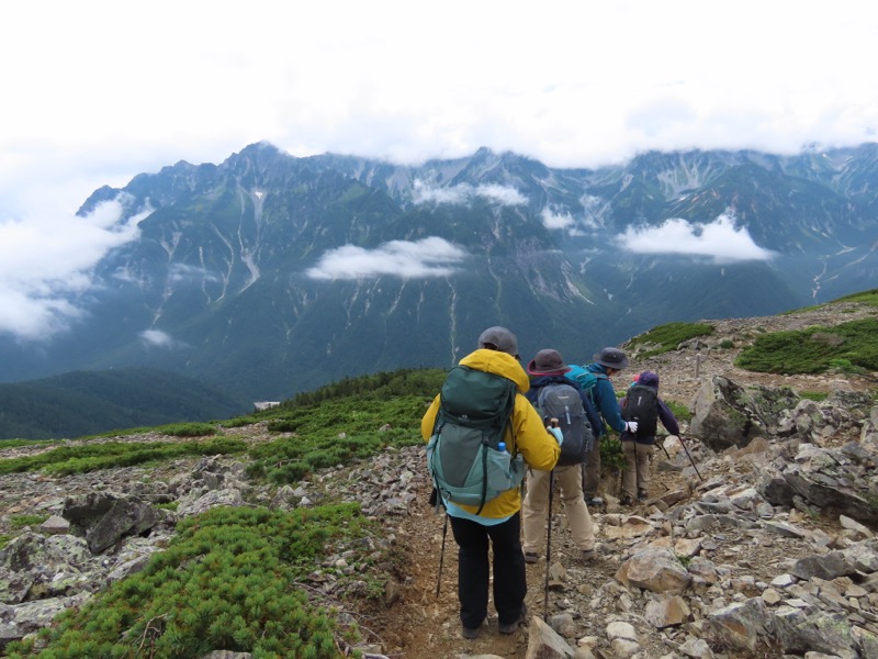 蝶ヶ岳、上高地右岸歩道