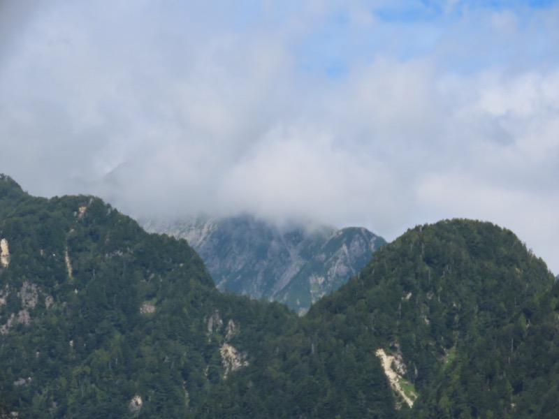 蝶ヶ岳、上高地右岸歩道