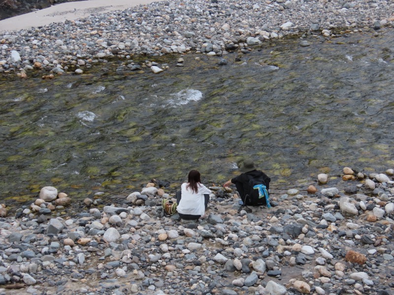 蝶ヶ岳、上高地右岸歩道