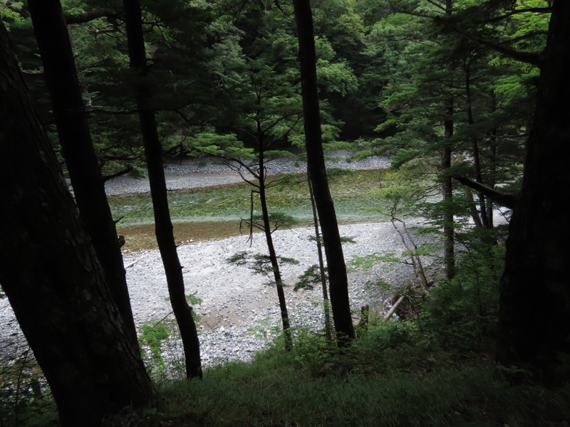 蝶ヶ岳、上高地右岸歩道