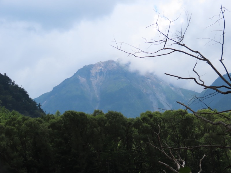 蝶ヶ岳、上高地右岸歩道